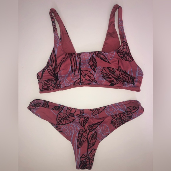 RVCA Swimsuit (small) - Picture 3 of 3